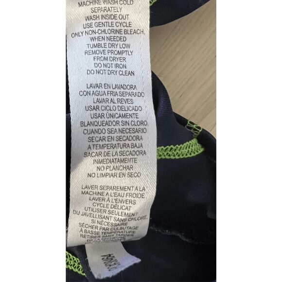 Seattle Seahawks Russell Wilson #3 Football Jersey Youth XL(14/16) Blue Vneck - Picture 8 of 10